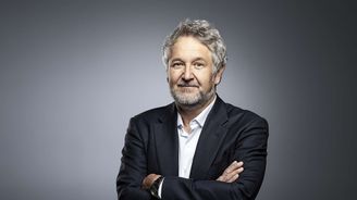 Petr Smejkal: Do zdravotnictví není potřeba přilévat další peníze. Šetřit se dá zefektivněním Petr Smejkal: Do zdravotnictví není potřeba přilévat další peníze. Šetřit se dá zefektivněním
