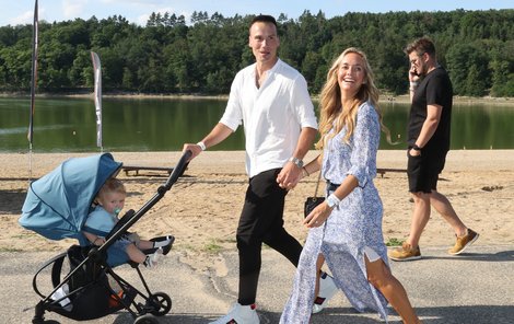 Petr Suchoň s manželkou mají ročního syna Sebastiana.