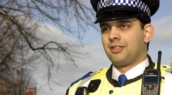 Petr Torák pracuje úspěšně ve Velké Británii jako policista