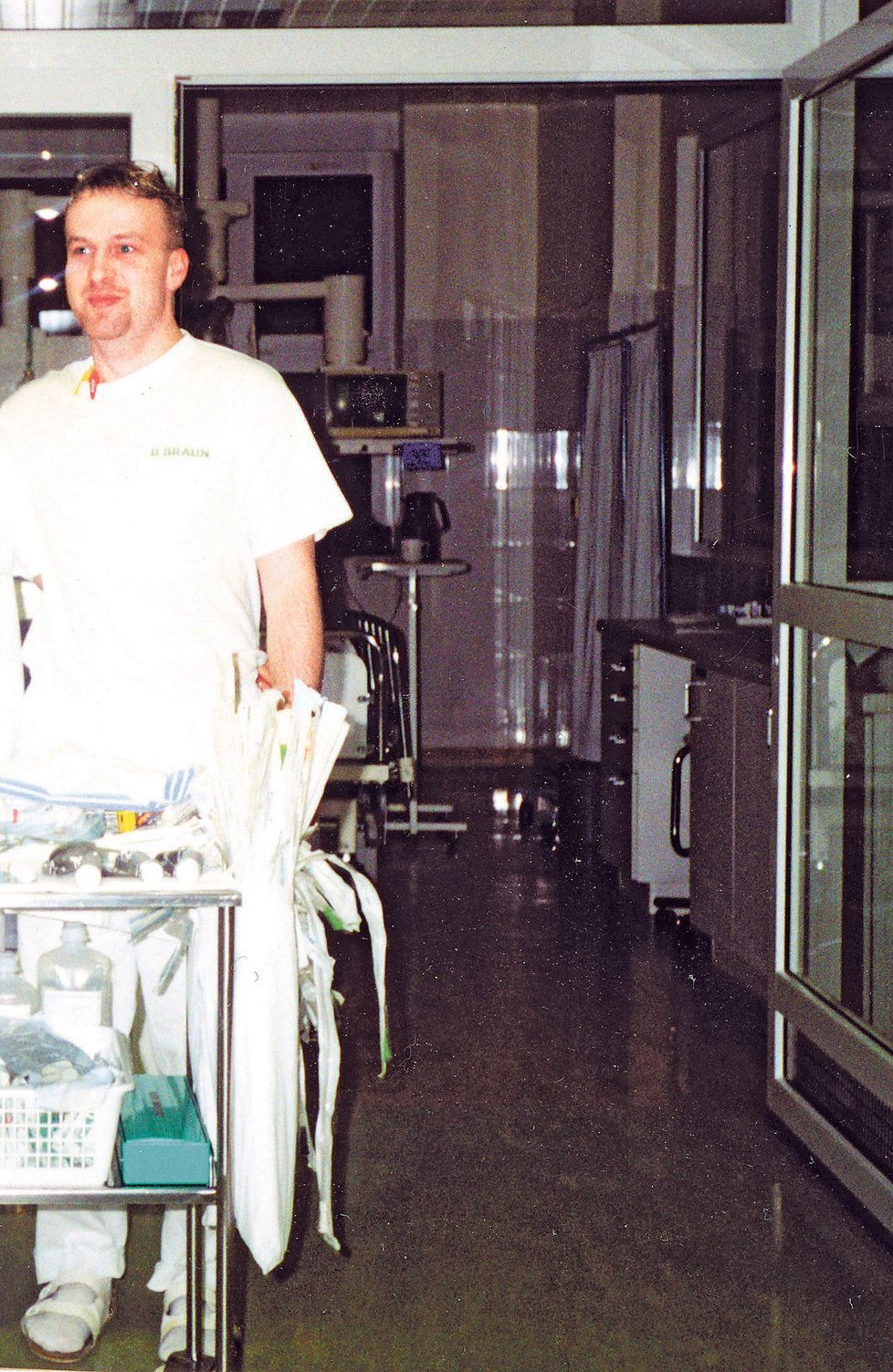 Petr Zelenka na archivním snímku jakožto ošetřovatel havlíčkobrodské nemocnice
