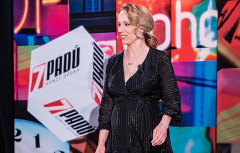 Potřetí těhotná Petra Hřebíčková (41) přichází o práci! Proč odmítla hrát ve filmu s Langmajerem?
