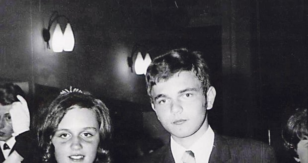 Zpěvačka Petra Janů v tanečních v roce 1968