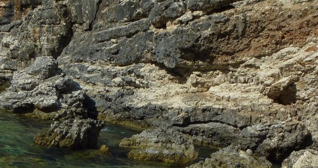 Petra Janů vyrazila na dovolenou na ostrov Lefkada se svými kamarádkami