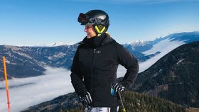 Středočeská hejtmanka Petra Pecková (STAN) vyrazila se synem a dcerou do rakouských Alp (prosinec 2025).