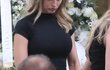 Petra Svoboda se naposledy loučí se zesnulým manželem Petra Svoboda se naposledy loučí se zesnulým manželem
