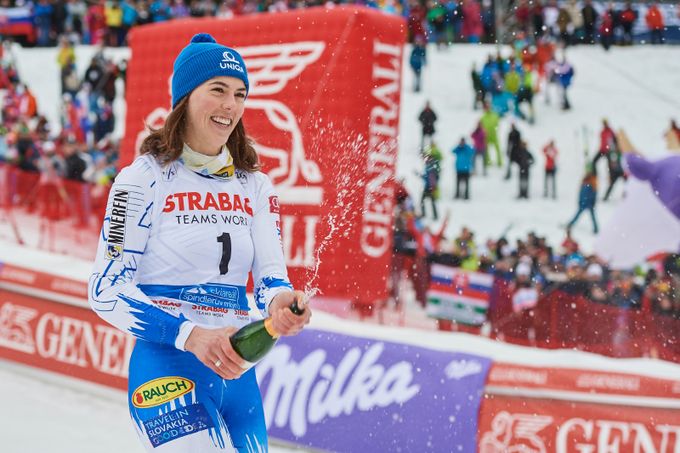 Hrdinky pro Špindl: Dubovská i Vlhová pracují na návratu. Start se posune o pár branek výš Hrdinky pro Špindl: Dubovská i Vlhová pracují na návratu. Start se posune o pár branek výš