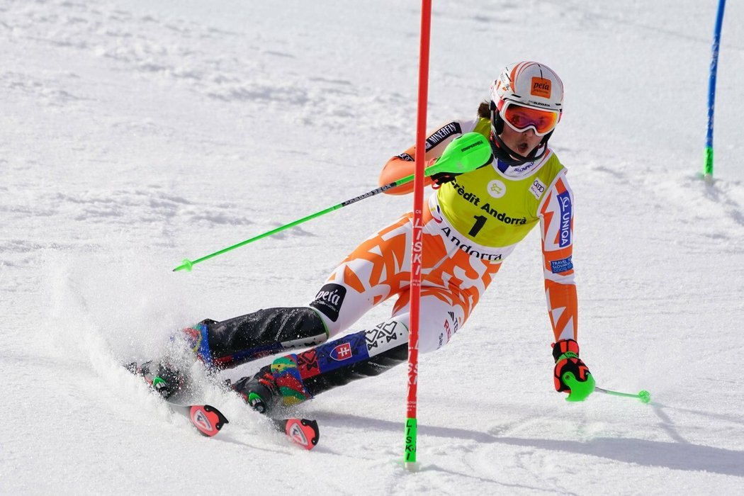 Slovenská lyžařka Petra Vlhová je zpět na Slovensku