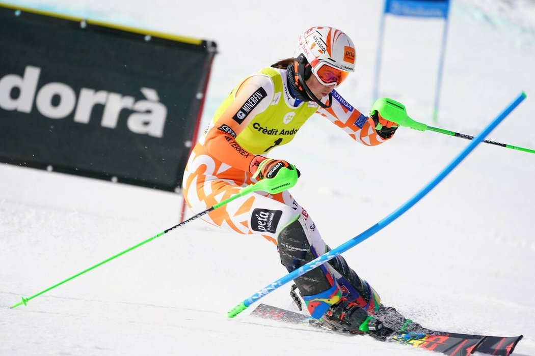 Slovenská lyžařka Petra Vlhová podstoupí operaci na klinice v Sionu
