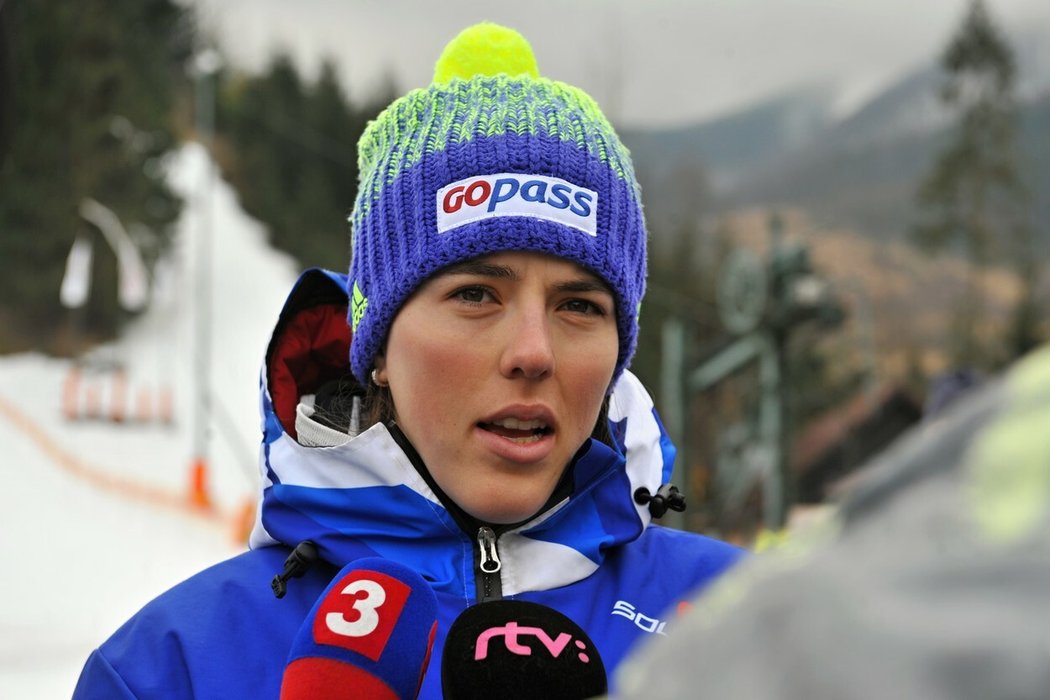 Slovenská lyžařka Petra Vlhová je zpět na Slovensku