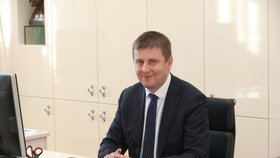Ministr zahraničí Tomáš Petříček kandiduje na místopředsedu ČSSD. Pokud neuspěje, chce se poradit s předsedou sociální demokracie, zda zůstat ve vládě (27. 2. 2019)