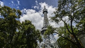 Začíná Měsíc věží a rozhleden: Vystoupat můžete na více jak sto vyhlídkových míst.