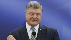 Ukrajinský prezident Petro Porošenko dnes oznámil, že nemá v plánu prodloužit válečný stav v zemi, ledaže by došlo k rozsáhlému útoku ze strany Ruska.