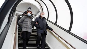 Exprezident Porošenko se vrátil na Ukrajinu. Hrozí mu vězení za vlastizradu, strach nemá