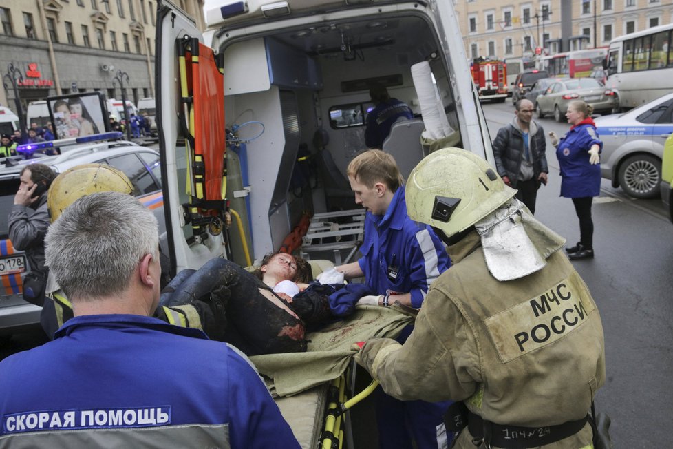 Následky výbuchů v petrohradském metru