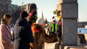 Uctění památky Navalného v Petrohradě (18.2.2024)