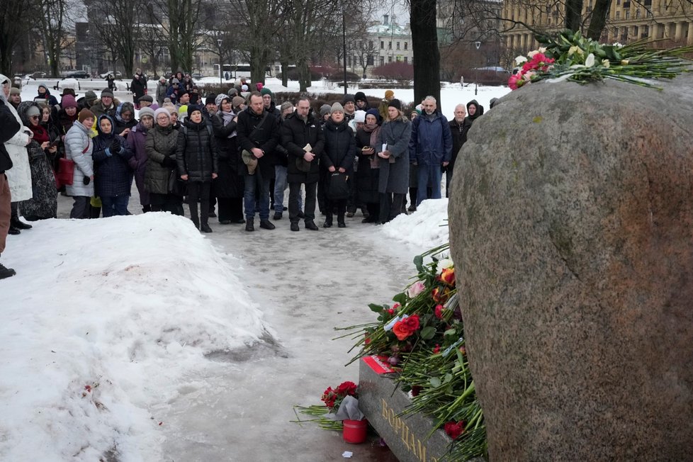 Uctění památky Alexeje Navalného v Petrohradě