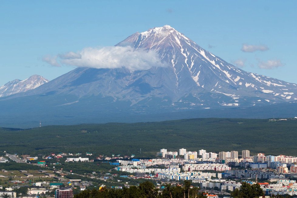 Pohled na město Petropavlovsk-Kamčatskij