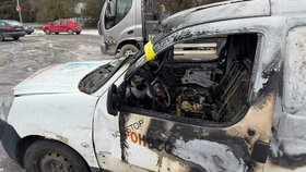 V autě v pražské Edisonově ulici zemřel muž.