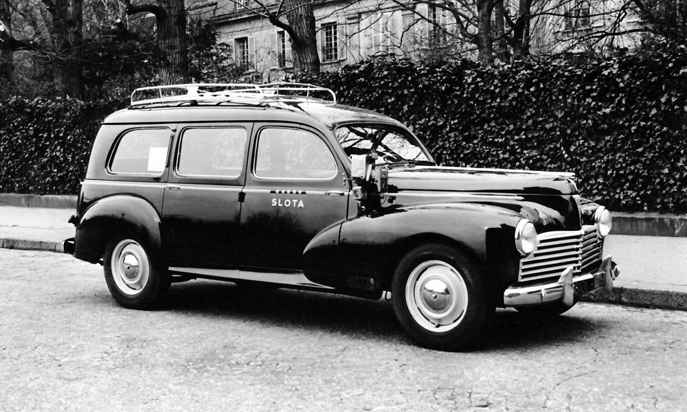 Pětidveřové kombi Peugeot 203 Break bylo oblíbené mezi taxikáři.