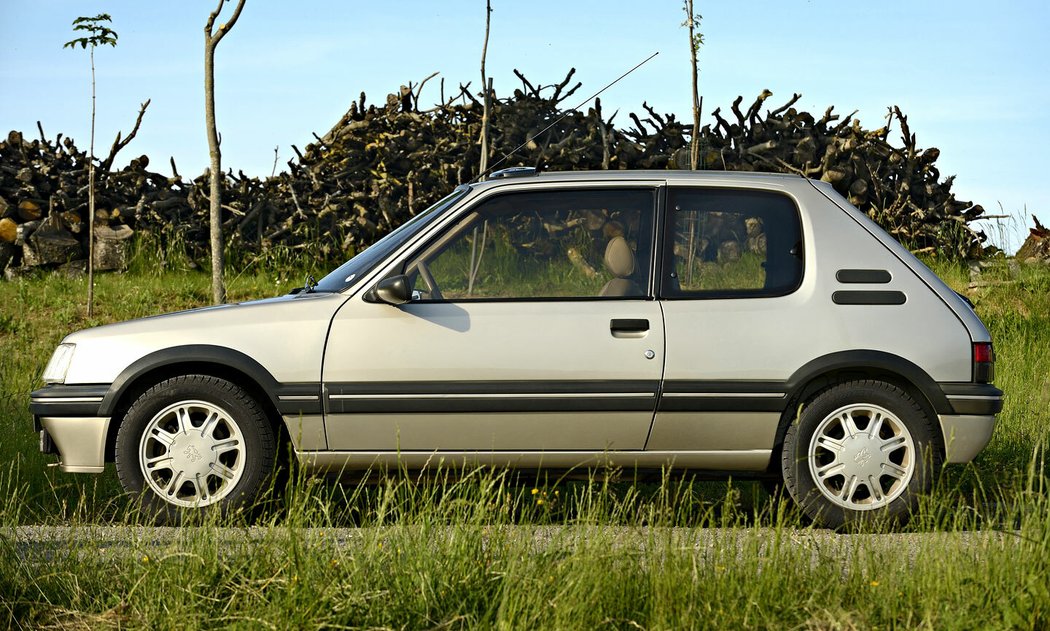 Peugeot 205 3D Gentry (1992)