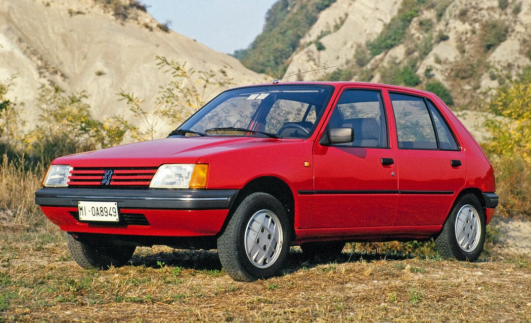 Peugeot 205 5D (1983–1990)