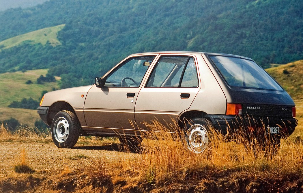 Peugeot 205 5D (1983–1990)