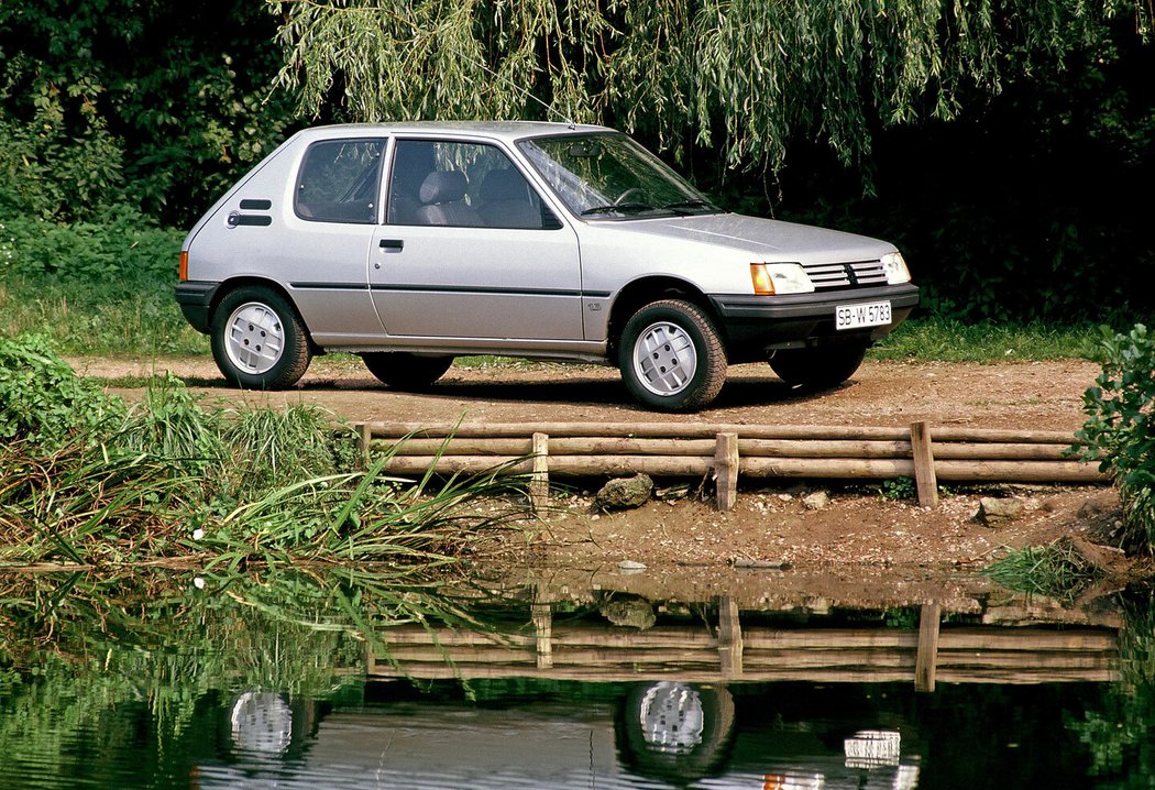 Peugeot 205 3D (1984)