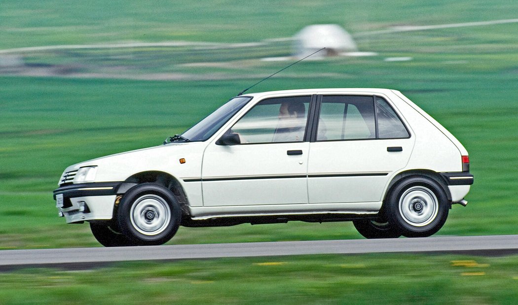 Peugeot 205 5D (1990)