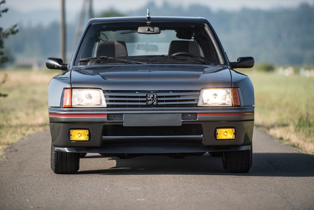 Peugeot 205 Turbo 16