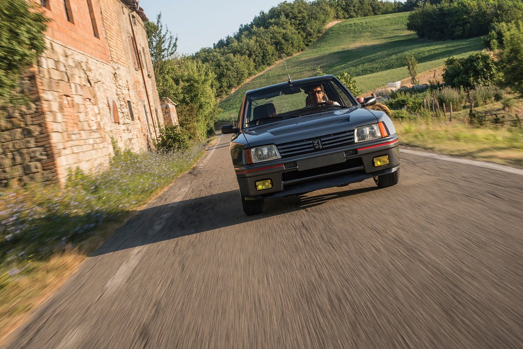 Peugeot 205 Turbo 16