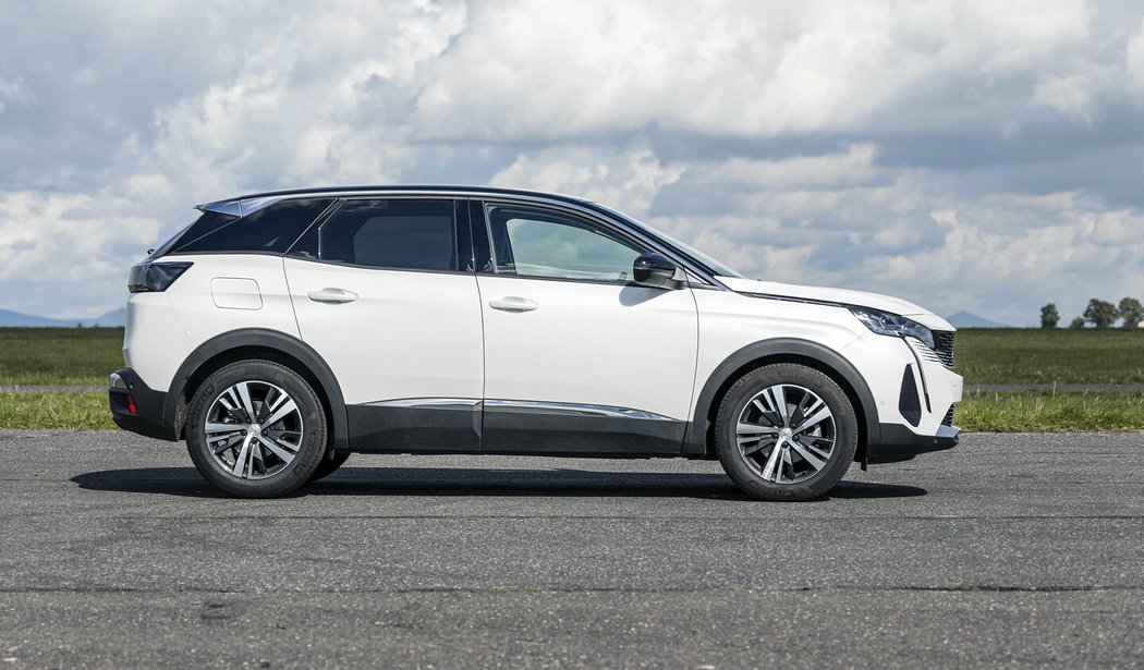 Peugeot 3008 1.2 PureTech EAT8