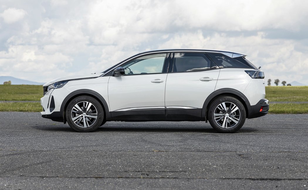 Peugeot 3008 1.2 PureTech EAT8