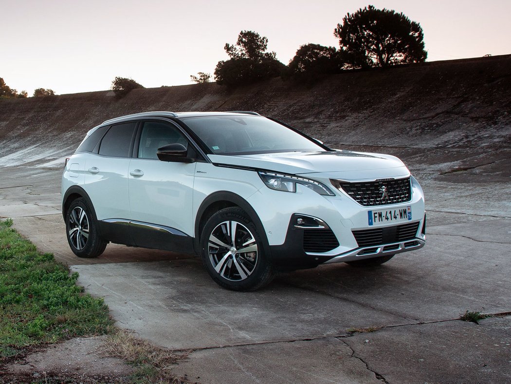 Peugeot 3008 Hybrid4