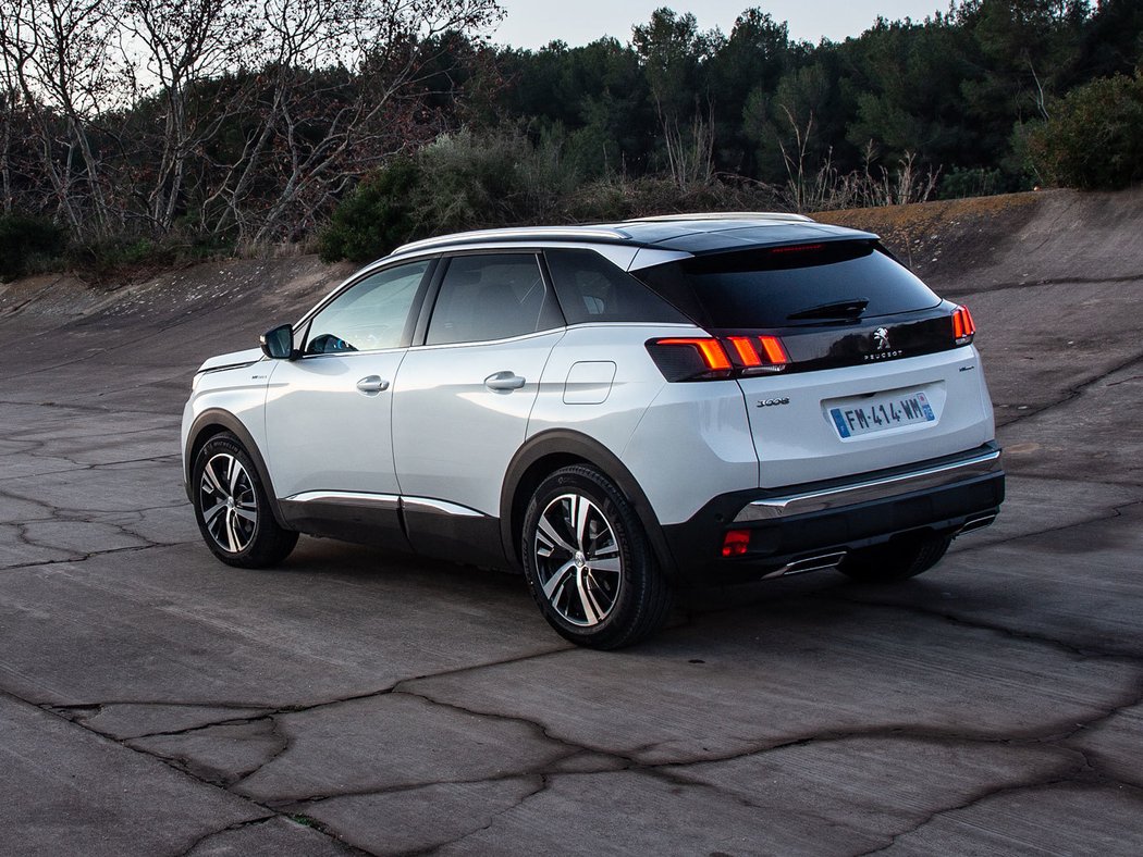 Peugeot 3008 Hybrid4