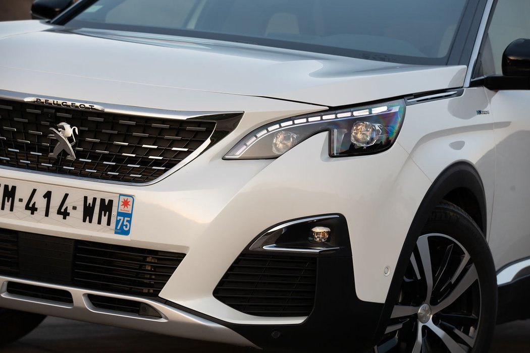 Peugeot 3008 Hybrid4