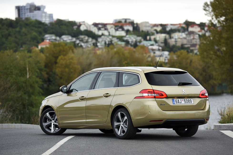 Peugeot 308 SW 1.6 Blue HDI Allure