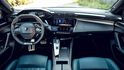 Peugeot 308 SW Hybrid 225 e-AT8 GT Peugeot 308 SW Hybrid 225 e-AT8 GT