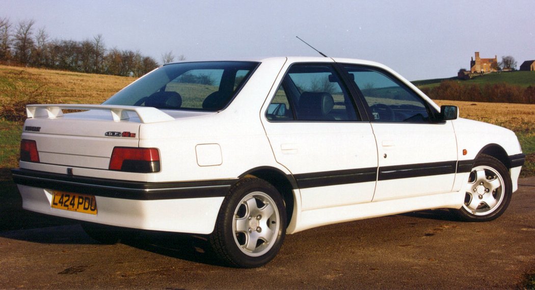 Peugeot 405