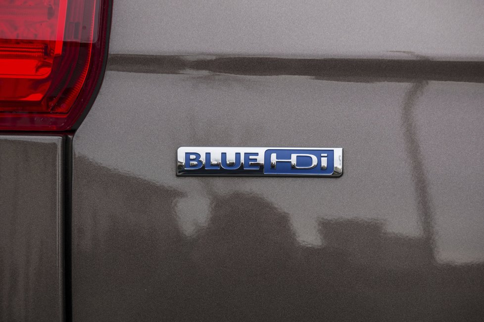 Peugeot 5008 1.6 BlueHDi AT Allure
