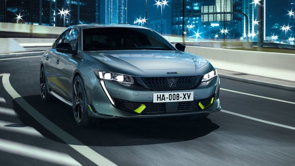 Peugeot 508 Sport Engineered přijíždí jako ostrý plug-in hybrid s výkonem 360 koní