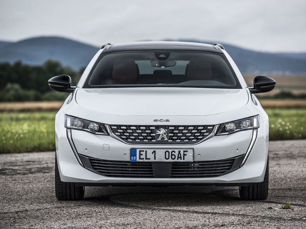 Peugeot 508 SW Hybrid 225