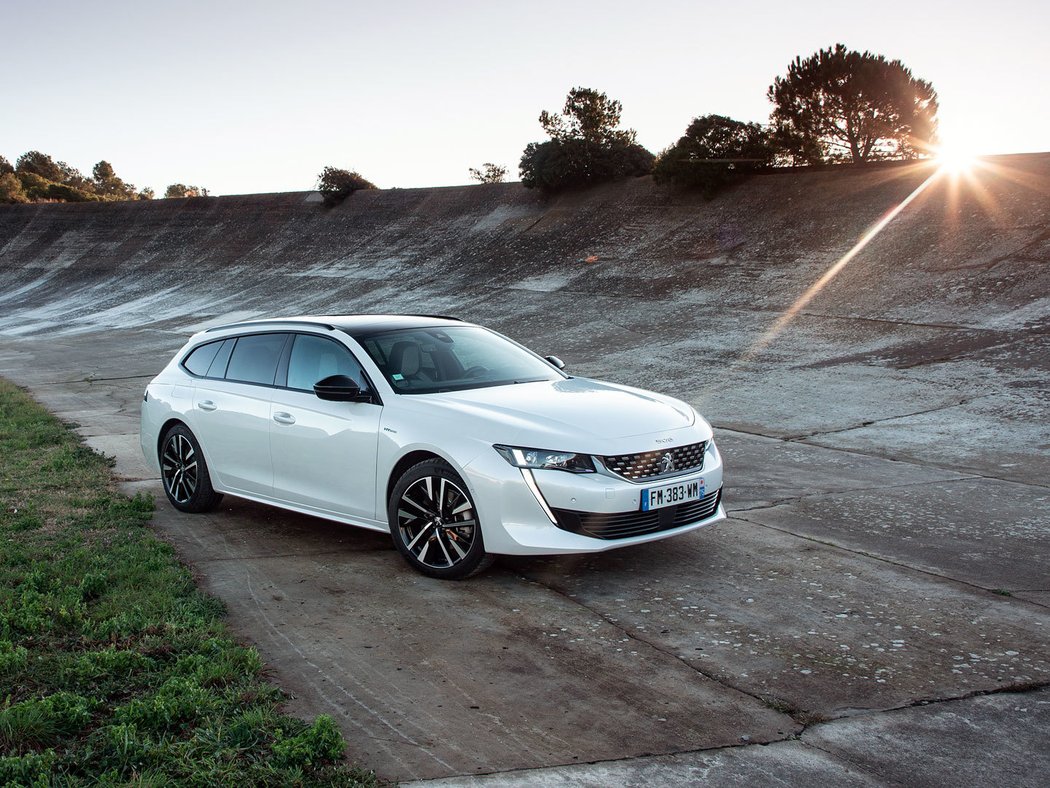 Peugeot 508 SW Hybrid