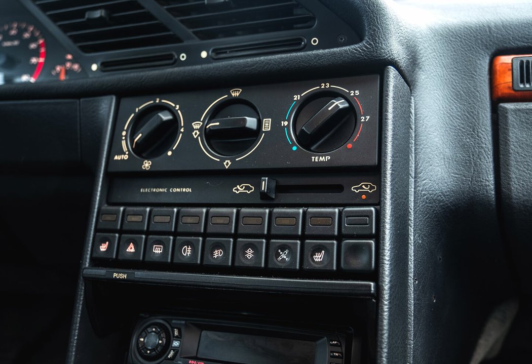 Kde jsou časy, kdy každá funkce v autě měla své vlastní tlačítko