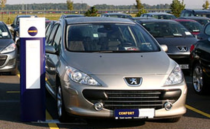 Peugeot zahajuje prodej ojetých automobilů pod značkou Vyzkoušené vozy