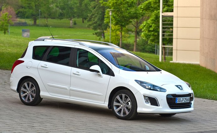 Peugeot 308 SW: S klimatizací za 295 tisíc korun