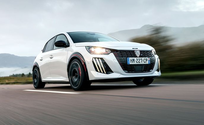 Peugeot E-208 GTi Peugeot E-208 GTi