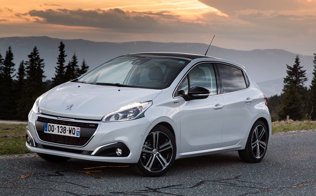 Peugeot 208