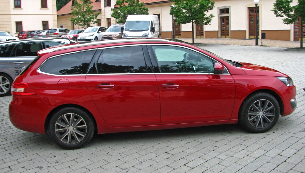 Peugeot 308