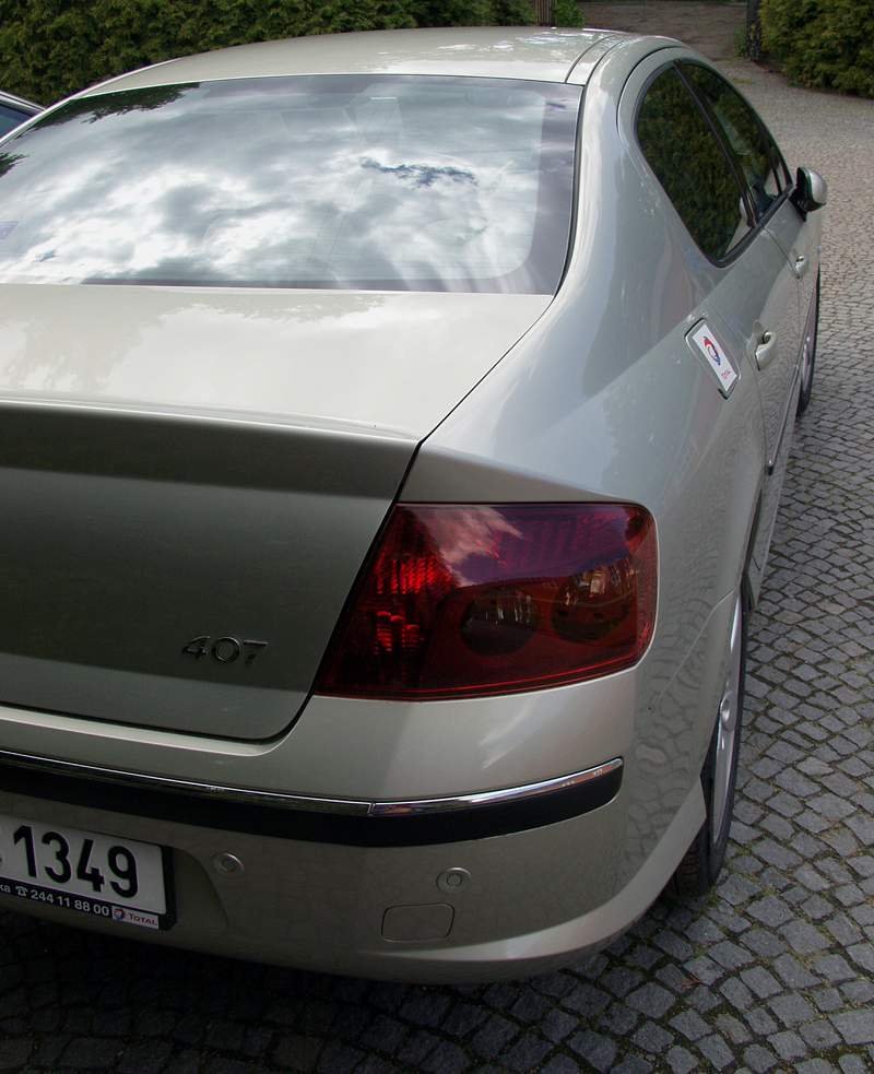 Peugeot 407