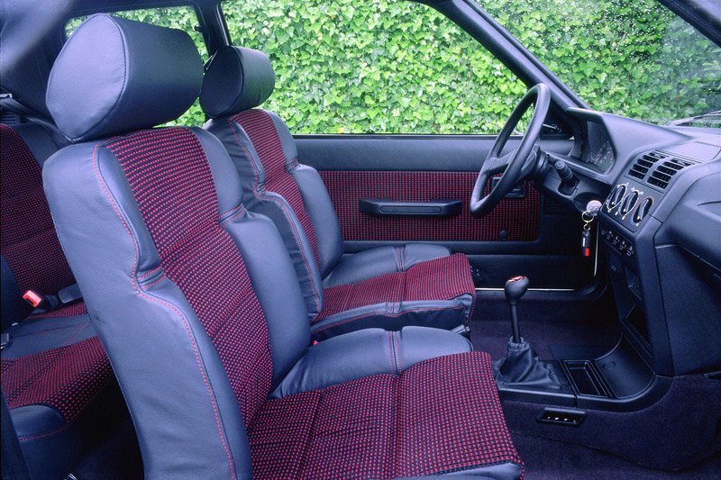 Peugeot 205